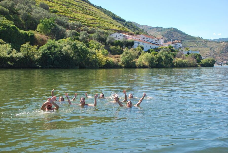 Pinhão: River Douro Speedboat Tour with Water Sports - Water sports menu: waterskiing, wakeboarding, wakesurfing, wakeskating, and the tow buoy