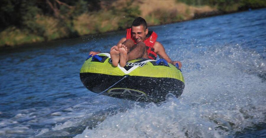 Pinhão: River Douro Speedboat Tour with Water Sports - Tips to make your hour smoother, starting with swimwear