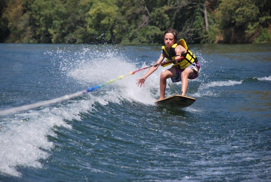 Pinhão: River Douro Speedboat Tour with Water Sports - Should you book this speedboat water sports tour from Pinhão?