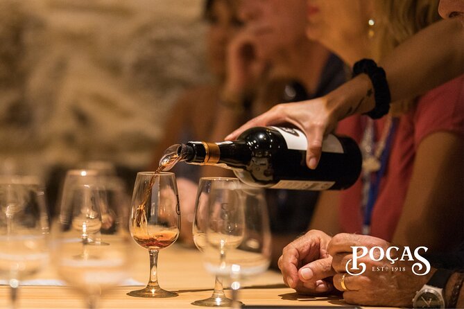 Poças Guided Visit and Wine Tasting of 2 DOC Douro & 1 Port Wine - Finding Poças: meet in Gaia, not Porto