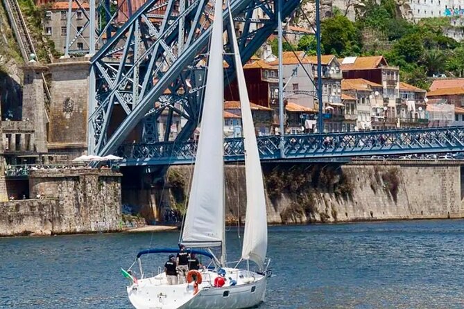 Port : Douro River Cruise (2 h) – Wine & Scenic Views - Vila Nova de Gaia Wine Cellars: The Waterfront Moment That Makes Port Feel Real