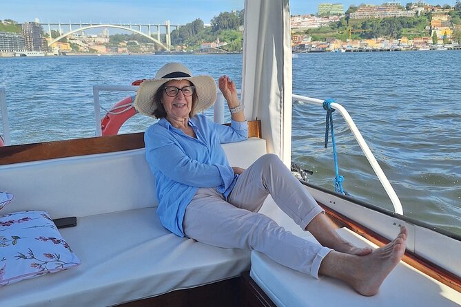 Port : Private Cruise in the Douro — 6 Bridges & Sunsets - Dom Luís I and the Iconic Porto to Gaia Connection