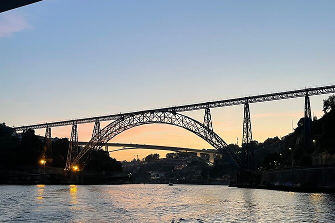 Porto: 2h Private Tour (1 to 6 people) on the Douro River with a local - Where the tour starts: Marina do Freixo and the Douro’s easy rhythm