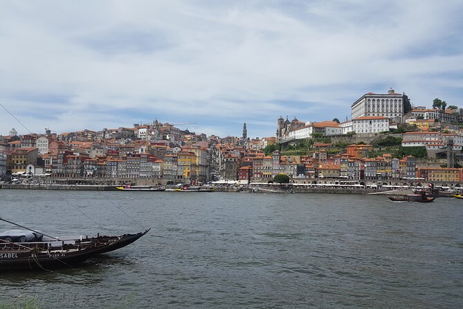 Porto: 2h Private Tour (1 to 6 people) on the Douro River with a local - Who this tour suits best