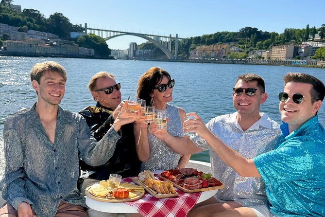 Porto: 6 Bridges Private Douro River Yacht w/ Food & Wine - A private Douro cruise that turns Porto into a photo line