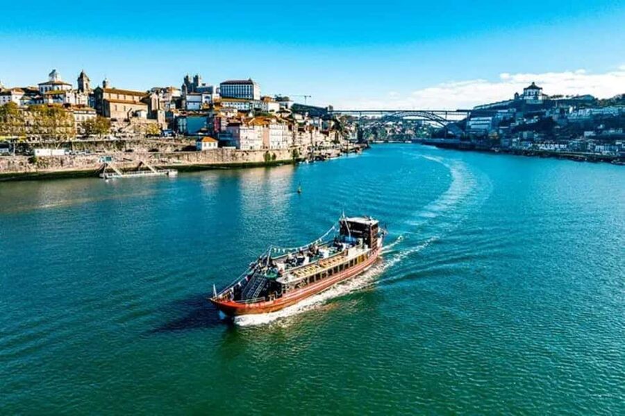 Porto: A la carte lunch + Douro River cruise - Ticketing and the skip-the-line benefit, in plain terms