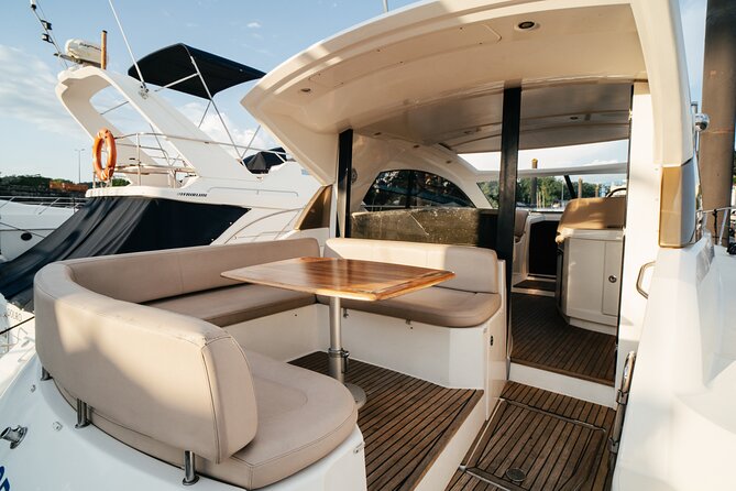 Porto and Douro: Private tour in Yacht - What you’re really buying with a Porto yacht charter