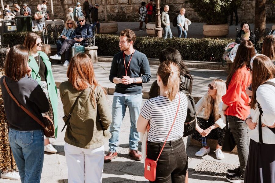 Porto and Gaia: Walking Tour of Douro's Two Riversides - Should You Book This Porto and Gaia Two-Riversides Tour?