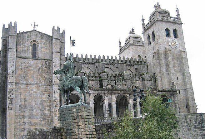 Porto: Cruzeiro privado rio douro até 8 pessoas com wine tasting - Key Points Before You Go