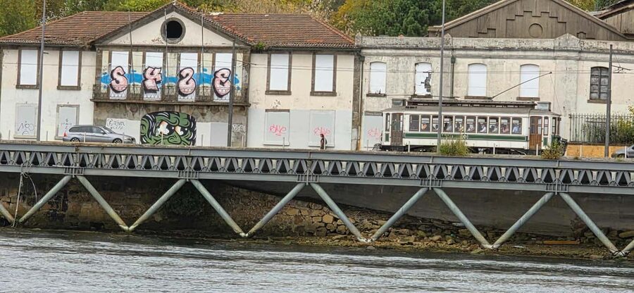 Porto: Discover the Douro River by Sailing Boat - Price and value: is $82 worth one hour on the Douro?