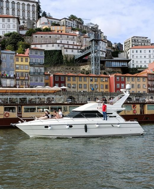 Porto:Douro River 6 Bridges tour amazing yatch, Port wine - Key things that make this Douro 6-bridges yacht tour worth it