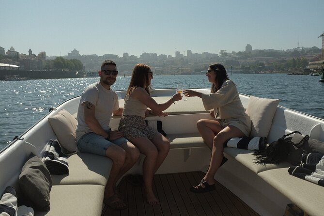 Porto: Douro River Boat Cruise with Port Wine and Snacks - Why the Douro River boat time feels different than sightseeing on land