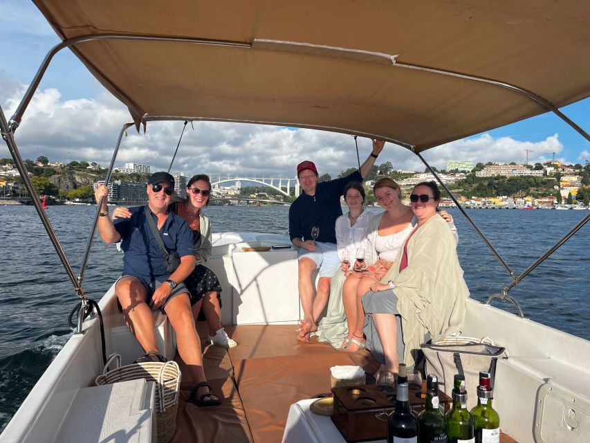 Porto: Douro River Boat Cruise with Port Wine Tasting - Snack breaks and pacing: why the timing feels right