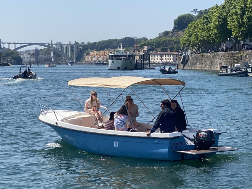 Porto: Douro River Boat Cruise with Port Wine Tasting - Itinerary flow, in plain language: what happens when