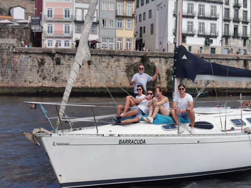 Porto Douro river boat tour or Amazing Sunset - Ponte da Arrábida and the Douro River feel