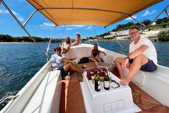 Porto:Douro River boat tour under the 6 bridges - Chilly when the sun goes down: what to bring for comfort