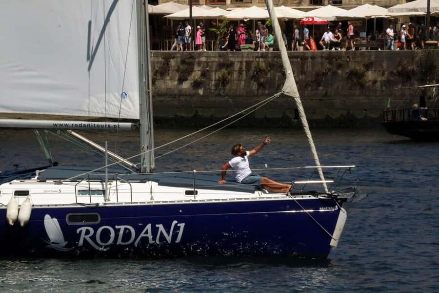 Porto: Douro River Cruise (2 h) – Wine & Scenic Views - Port wine on deck, and why the timing feels smarter than a cellar tour
