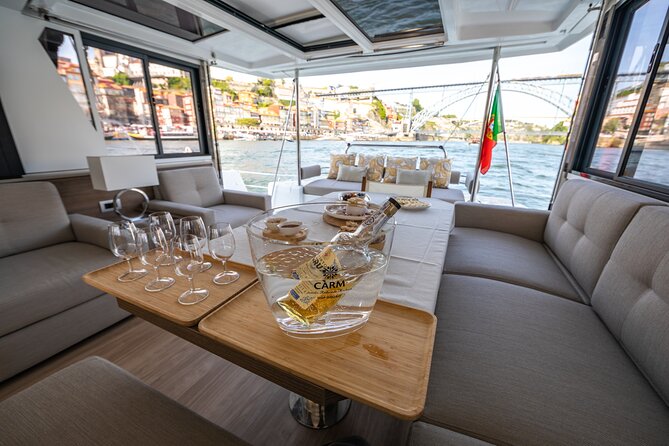 Porto Douro River Cruise With Port Wine - Daytime or Sunset - Comfort, motion sickness, and what to pack for daytime vs sunset
