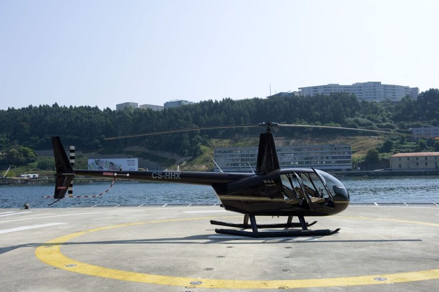 Porto: Douro River Helicopter Tour - Taking off and landing next to the river