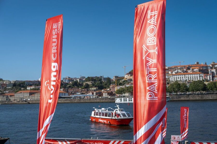 Porto: Douro River Party Boat with Sunset Option & 6 Bridges - Who this tour fits best, and who should skip it