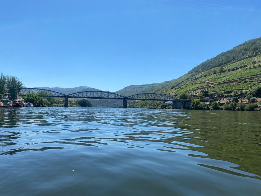 Porto: Douro Valley Private Tour 2 Vineyards & River Cruise - Lunch in Sabrosa with panoramic terrace views