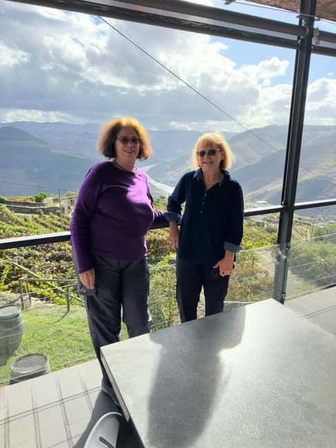 Porto: Douro Valley Tour with 3 Wineries and Lunch - Key things to know before you go