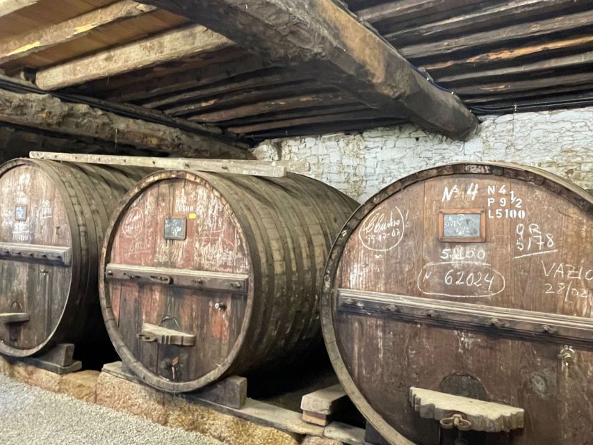 Porto: Douro Valley Tour with 3 Wineries and Lunch - Miradouro São Cristovão photo stop: when you should slow down