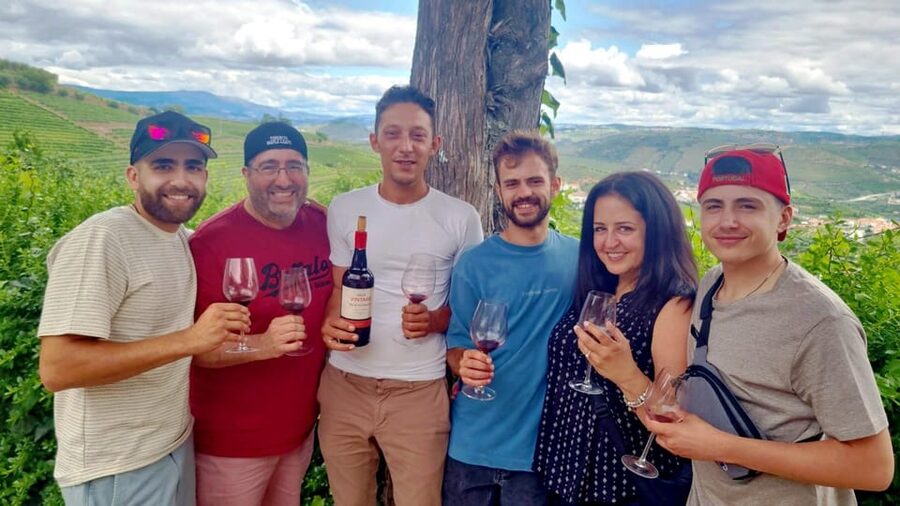 Porto: Douro Valley Vineyards Tour with Lunch & River Cruise - Pinhão river cruise: where the Douro views make sense