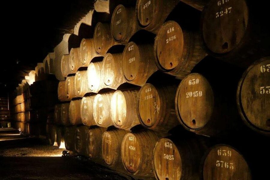 Porto: Douro Valley Wine Tour - Amarante break time: the sanity check before wine country