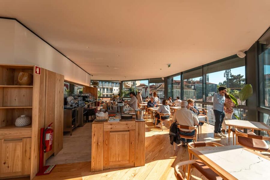 Porto: Douro Wine Tasting in the Tasting Room - How the sommelier-led tasting actually helps you learn