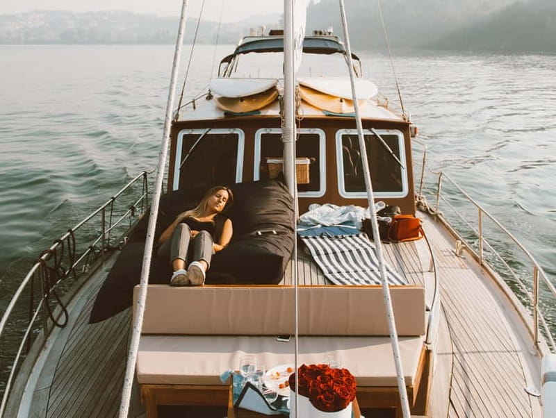 Porto: Exclusive Douro Cruise on a Classic Boat - Crossing the Dom Luís I Bridge: The Big Exclusive Payoff