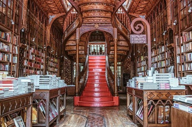 Porto Full-Day Tour with Douro River Cruise and Port Wine Tasting - Optional extras: Café Majestic and Livraria Lello exterior