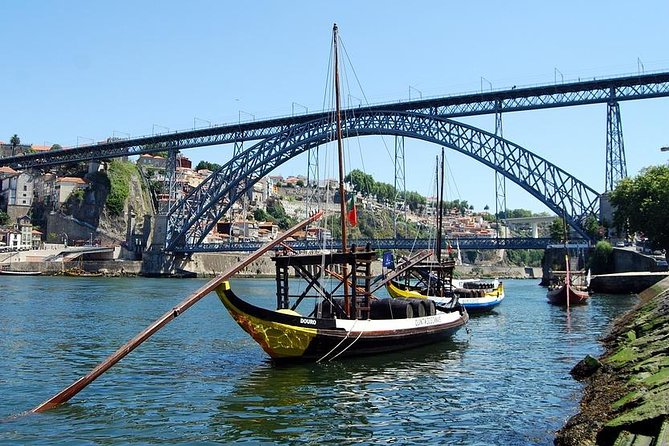 Porto Full-Day Tour with Douro River Cruise and Port Wine Tasting - Mercado do Bolhão: a local food stop that breaks up the sightseeing