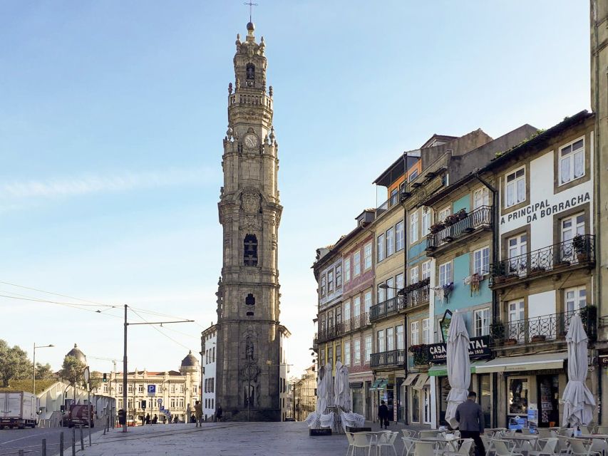 Porto: Guided Tour by Tuk-Tuk & Optional Douro River Cruise - Optional Douro River cruise, what you really get in 55 minutes