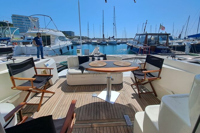 PORTO : Premium Yacht Tour – 6 Bridges & Douro Estuary Reserve - Porto and Vila Nova de Gaia Landmarks From River Level