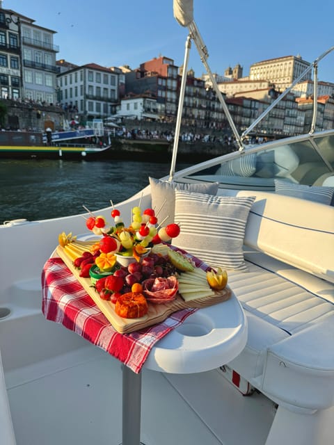 Porto: Private Douro River Bridges Cruise with Food & Wine - Key things to know before you go