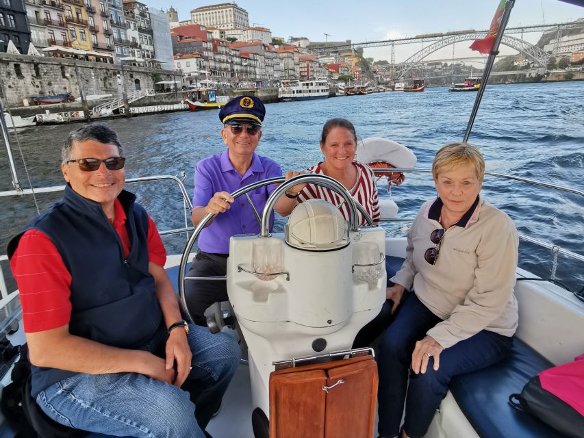 Porto: Private Douro River Charming Cruise w/wine tasting - Welcome drink, wine flavor, and what “tasting” means here