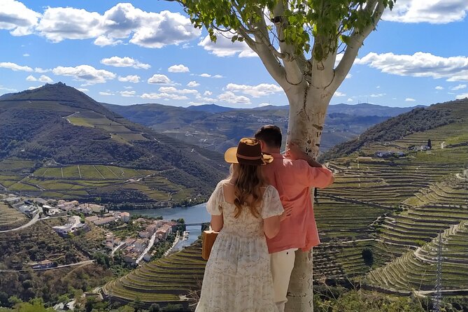 Porto: Private Douro Valley All Inclusive: Tastings, Lunch & Boat - Key Points I’d Book For