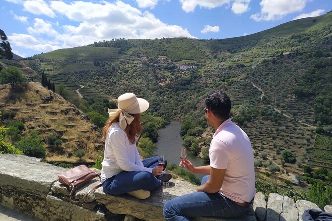 Porto: Private Douro Valley All Inclusive: Tastings, Lunch & Boat - The Drive Through Vinho Verde and the Mountain Crossing