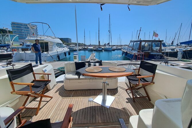 Porto: Private Tour on a Luxury Yacht on the Douro River - Price and value: when $721.26 makes sense for a group