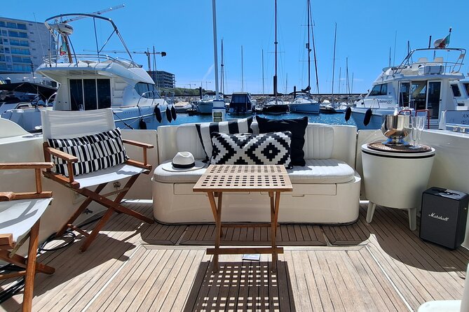 Porto: Private Tour on a Luxury Yacht on the Douro River - What to pack and how to behave on deck