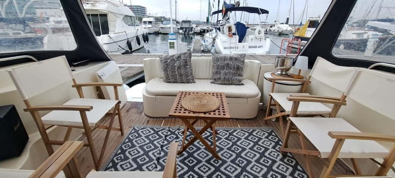 Porto: Private Yacht Tour on Douro River - up to 12 people - Why a private Dou0 yacht feels different in Porto and Gaia