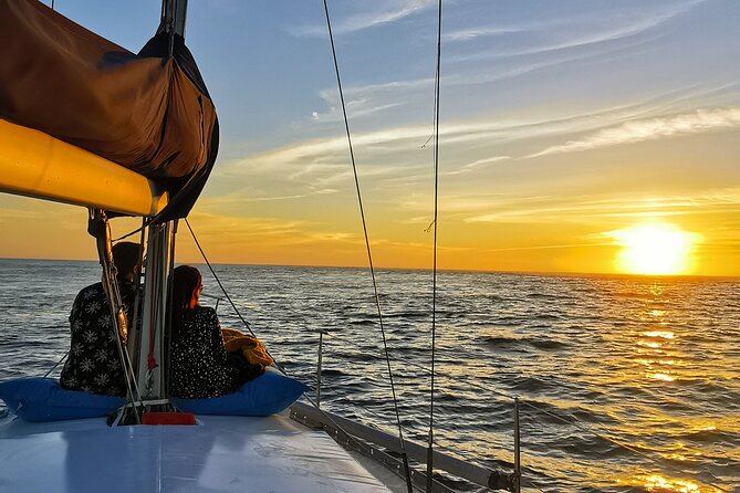 Porto: Sunset or Daytime, Charming Sailboat Cruise on the Douro River - Cais de Gaia and the Port Wine Caves Aroma