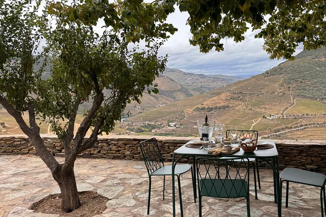 Private 4wd adventure in DE Douro: lunch, wine tasting and boat - Price and Value: What You’re Paying For