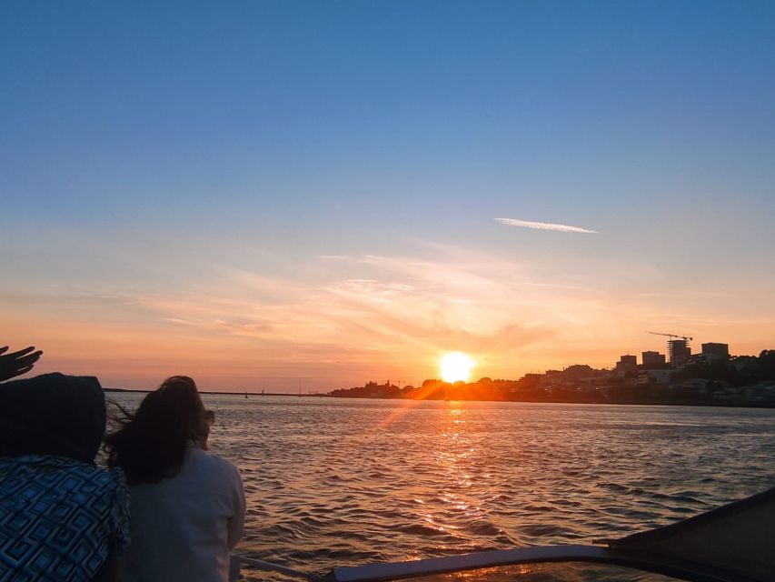 Private boat tour: 6 Bridges, Gondomar,Douro with Sunset Opt - Should you book the Private 6 Bridges, Gondomar, Douro Sunset tour?
