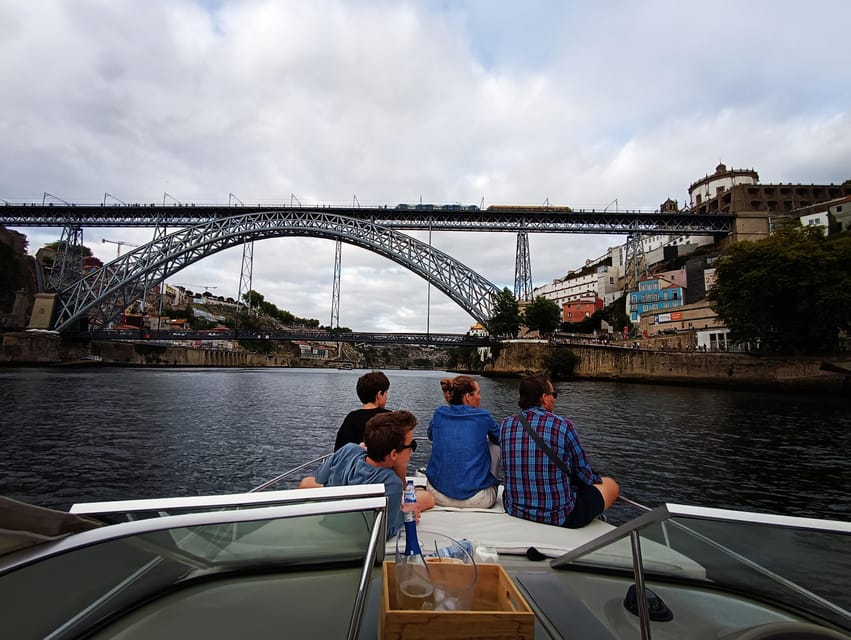 Private boat tour: 6 Bridges, Gondomar,Douro with Sunset Opt - Welcome drink, Bluetooth music, and the crew you’ll want to remember