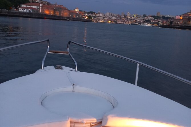 Private Boat Tour on the Douro River at Sunset - What’s on board: charcuterie, wine and Port, and plenty of comfort