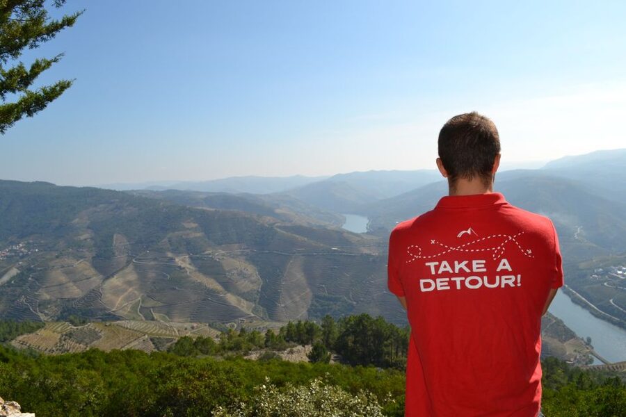 Private Douro Valley 4WD Tour with Wine Tasting and Picnic - The off-road push: where the crowds usually don’t go
