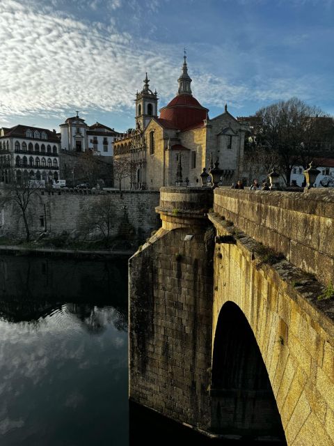 Private Douro Valley Full Day Tour - Vila Real District Lunch Window and Wine Pairing Time