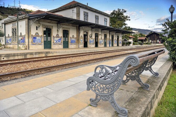 Private Douro Valley Tour Including 3 Wineries - Porto to Douro Valley: why this tour feels efficient